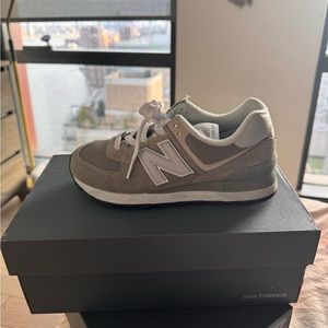 New Balance 574 Core Women’s Sneaker